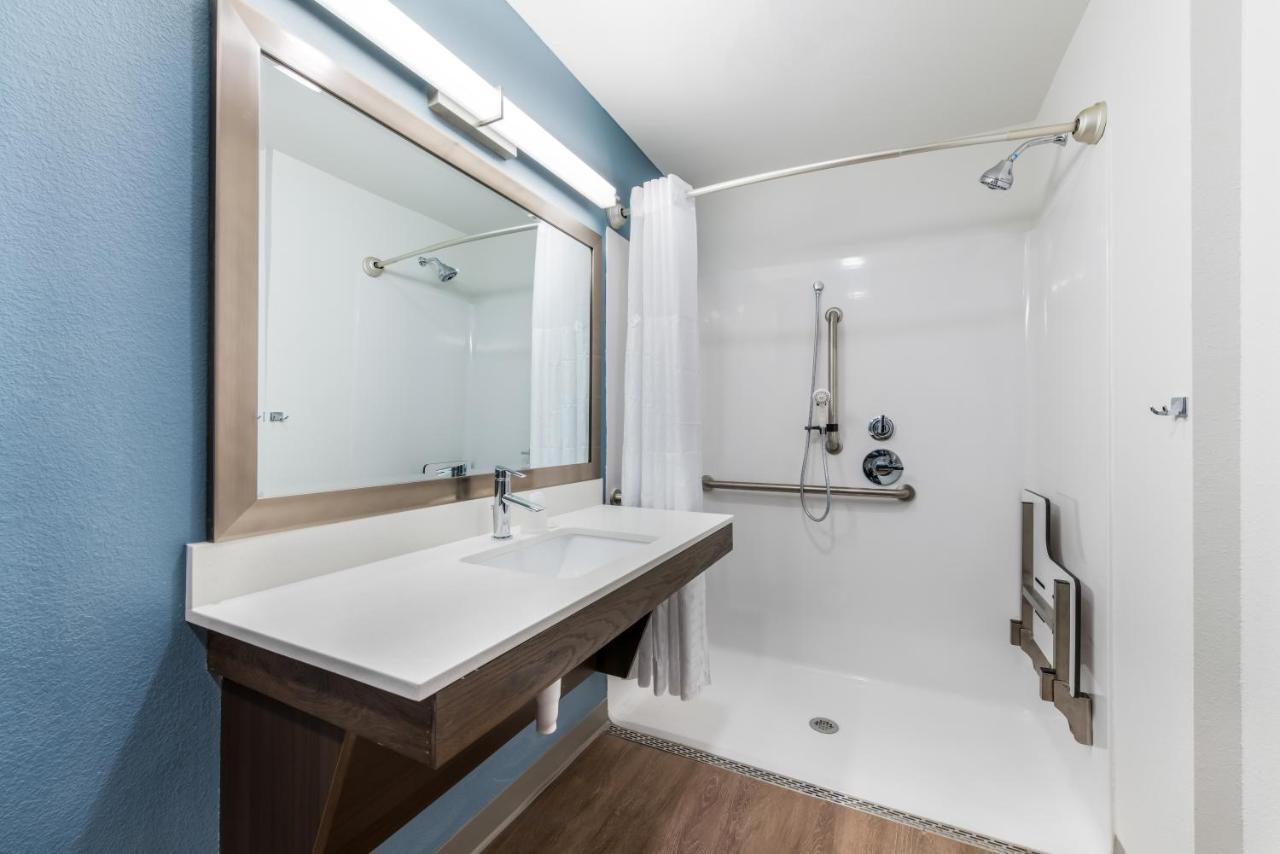 Woodspring Suites Tampa Airport North Veterans Expressway West Chase Экстерьер фото
