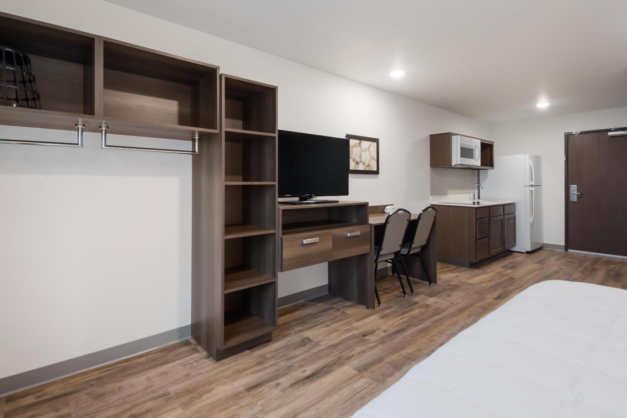 Woodspring Suites Tampa Airport North Veterans Expressway Экстерьер фото