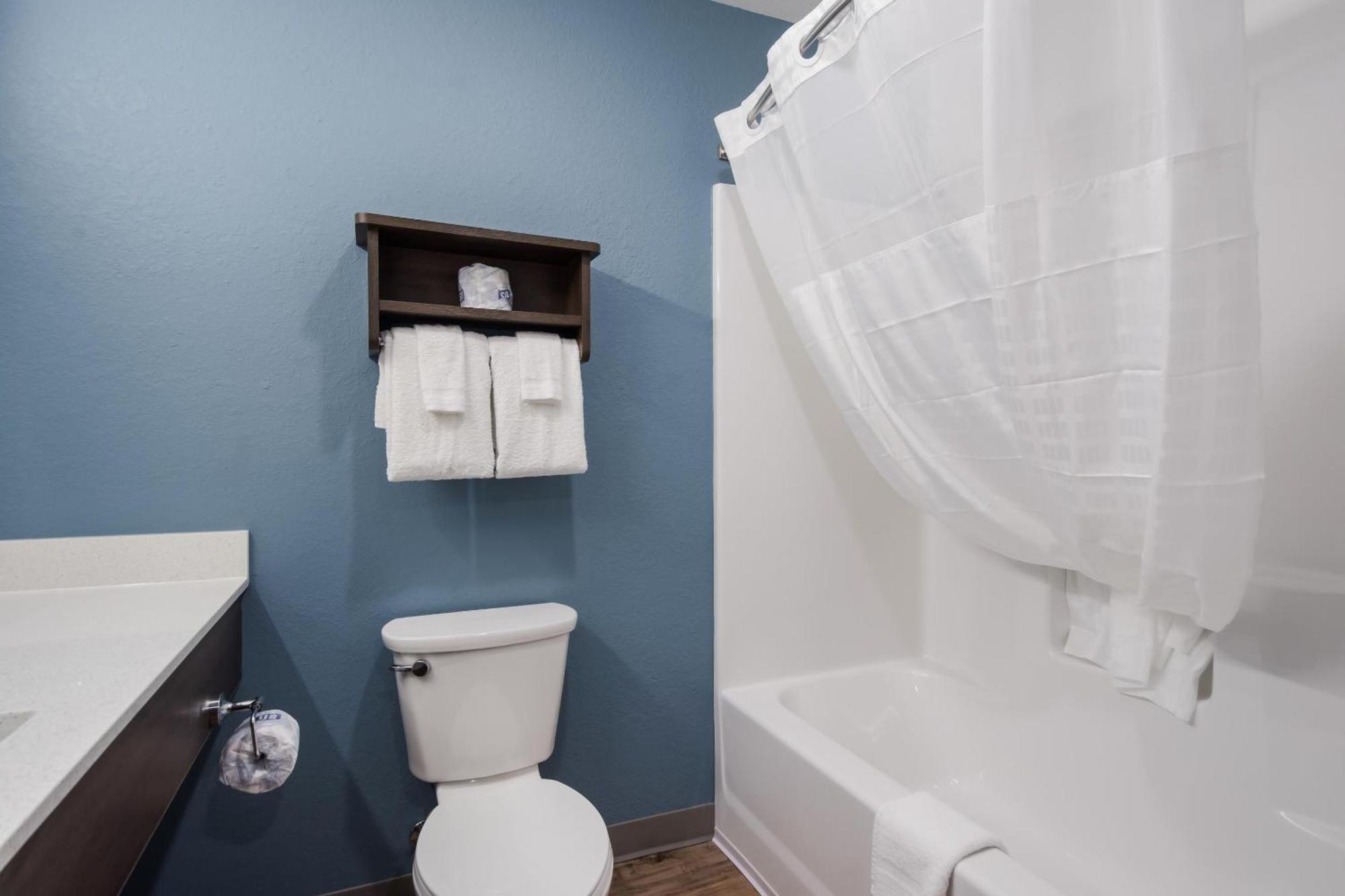 Woodspring Suites Tampa Airport North Veterans Expressway West Chase Экстерьер фото