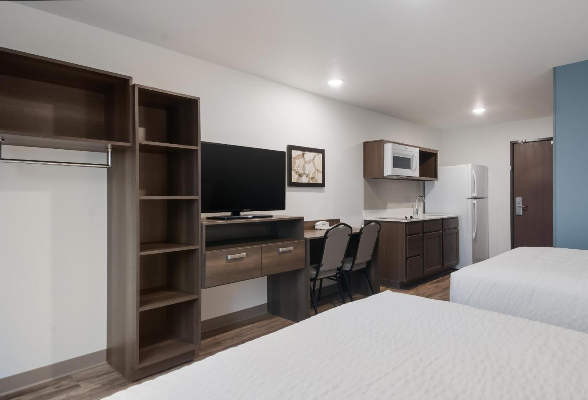 Woodspring Suites Tampa Airport North Veterans Expressway West Chase Экстерьер фото